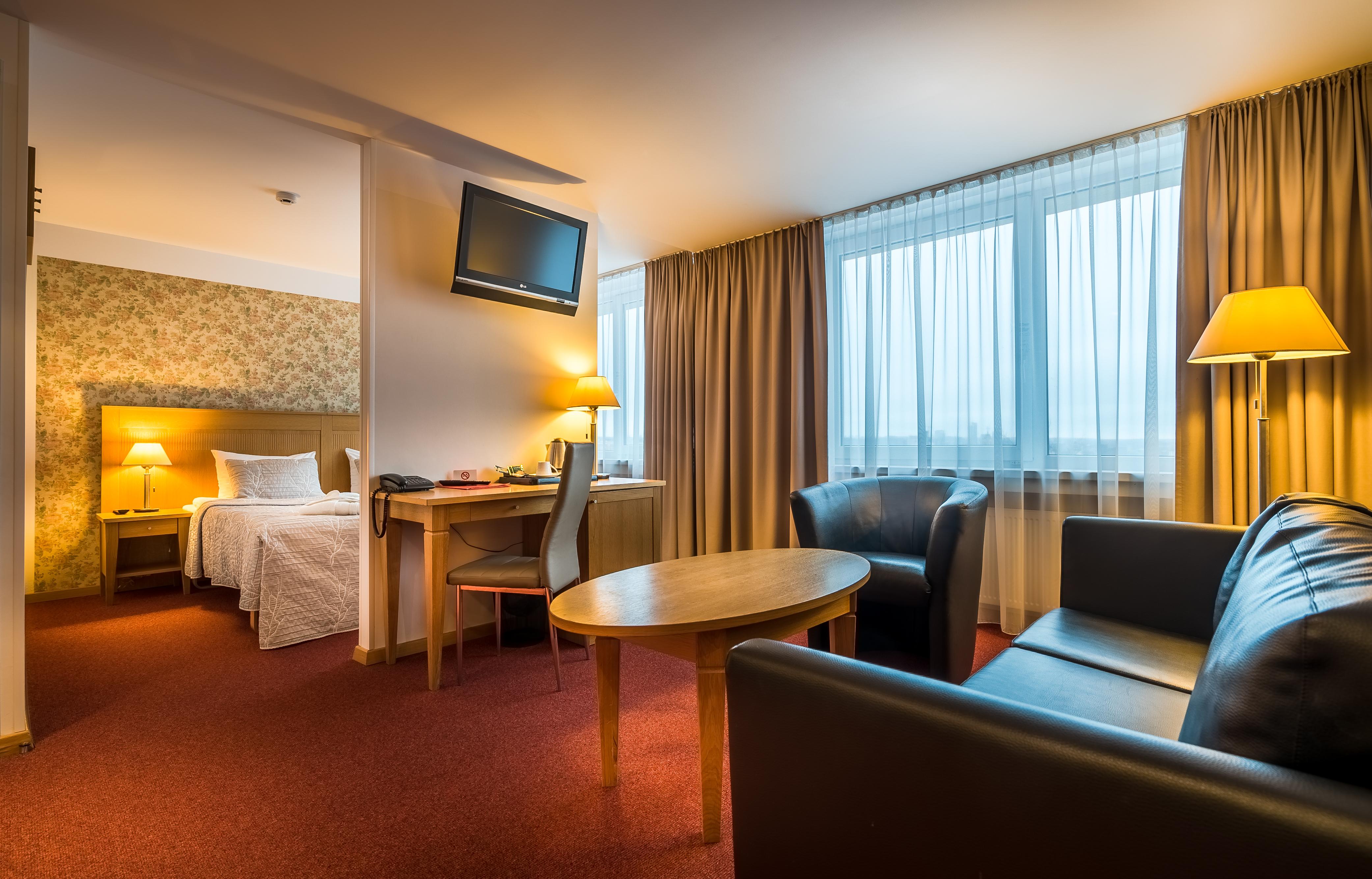 Panorama Hotel 3*